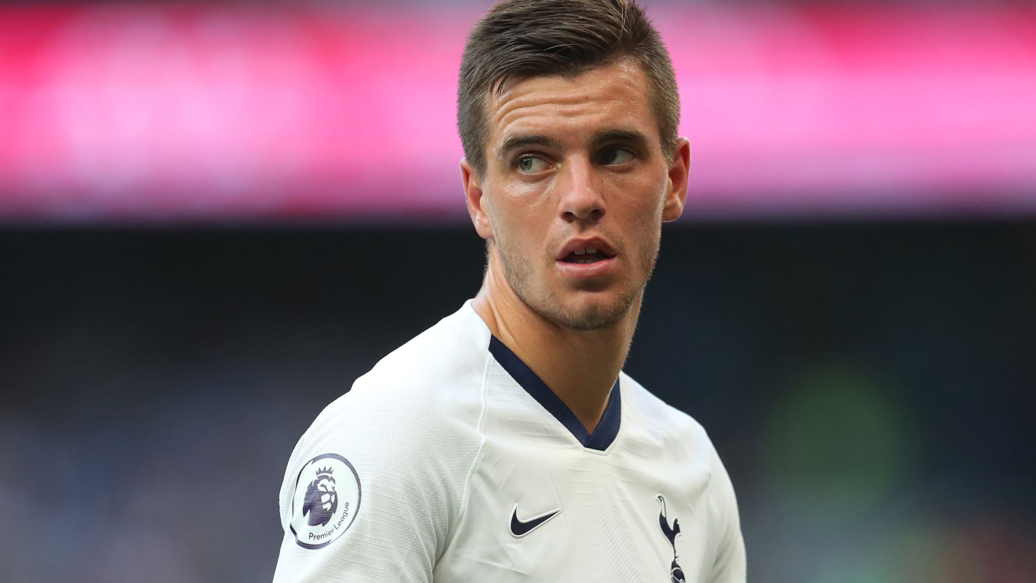 Tottenham Considers Lo Celso Sale Amid Chelsea's Transfer Shift