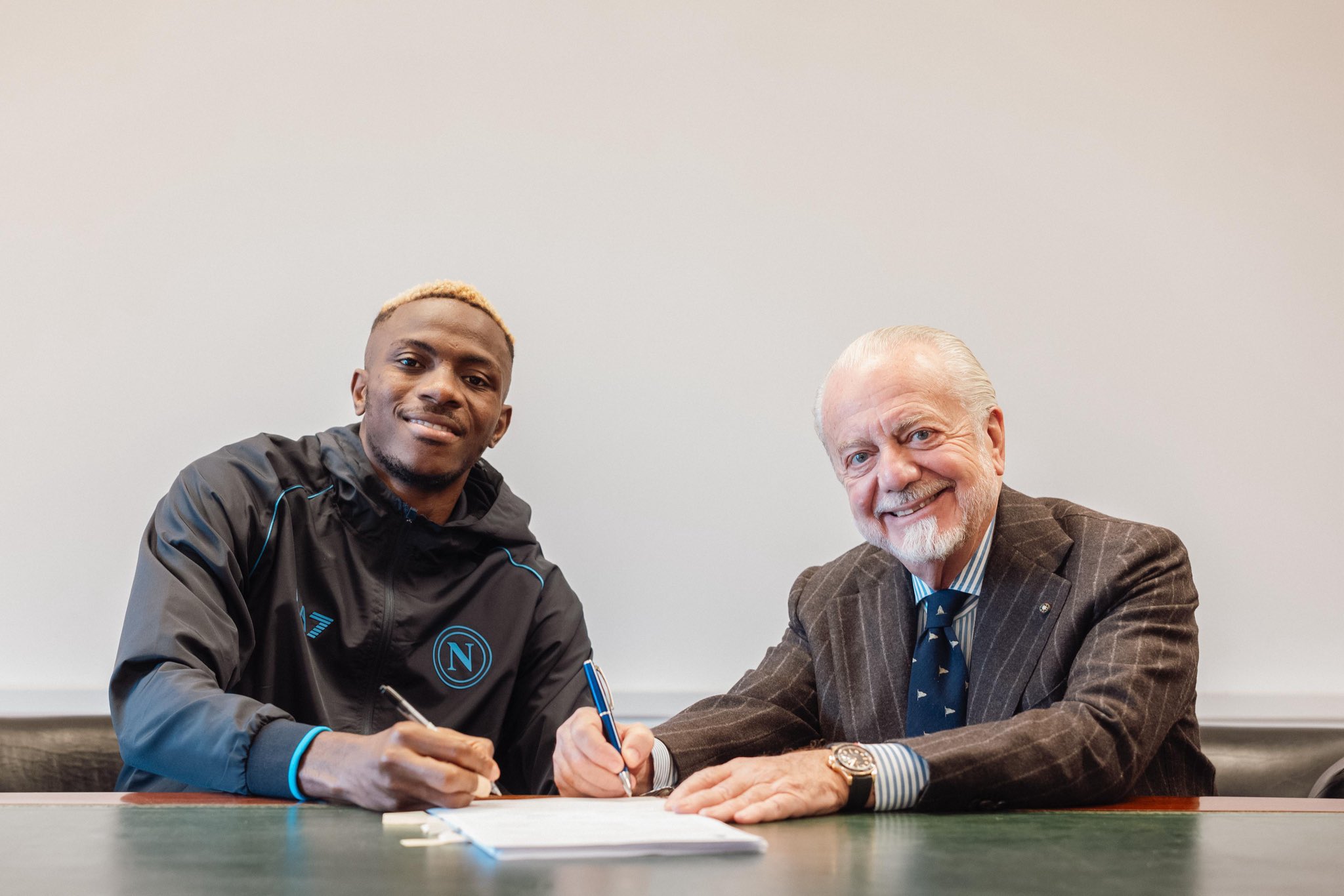 [BREAKING] Done Deal: Osimhen Signs New Napoli Contract