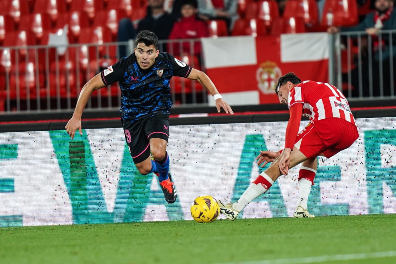 Almería Secures Last Minute Draw Against Sevilla