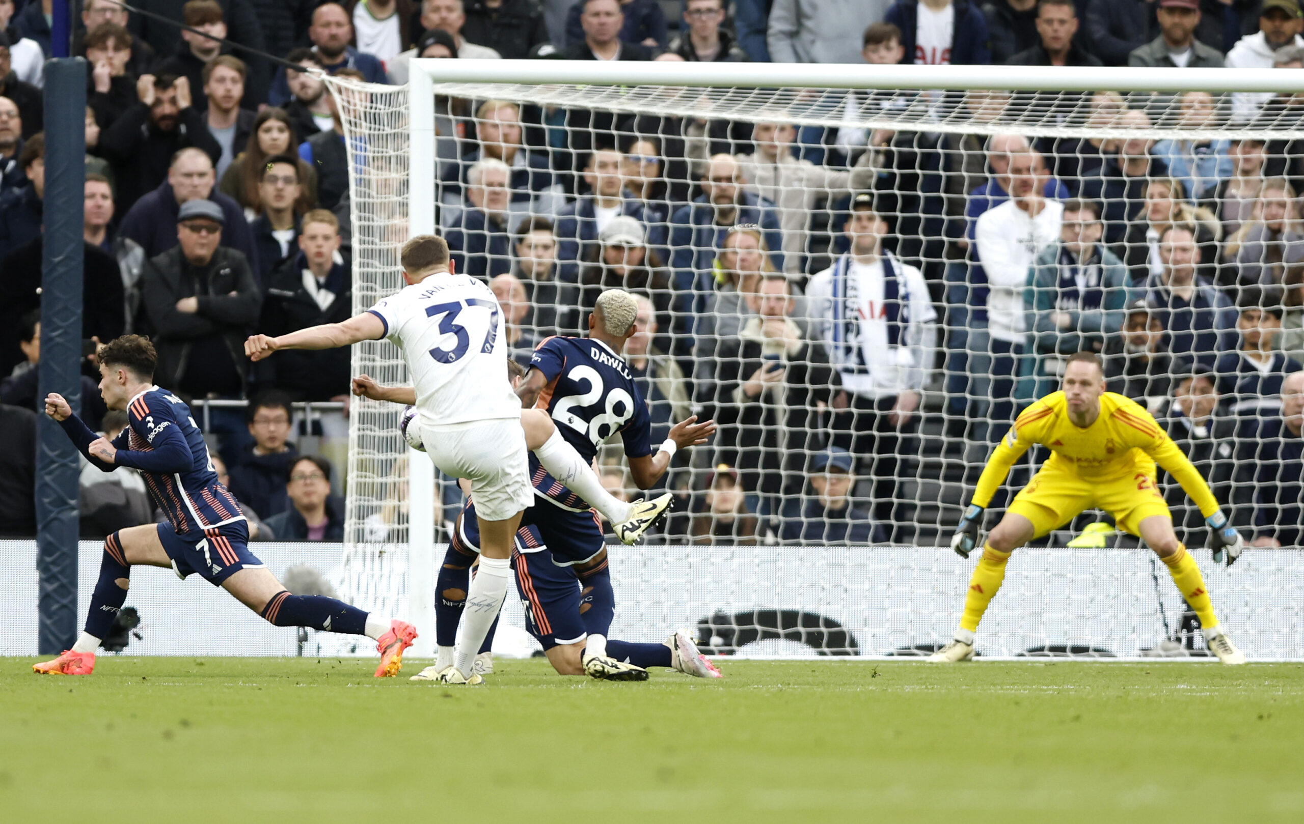 EPL: Tottenham Moves Fourth With Win Over Nottingham Forest