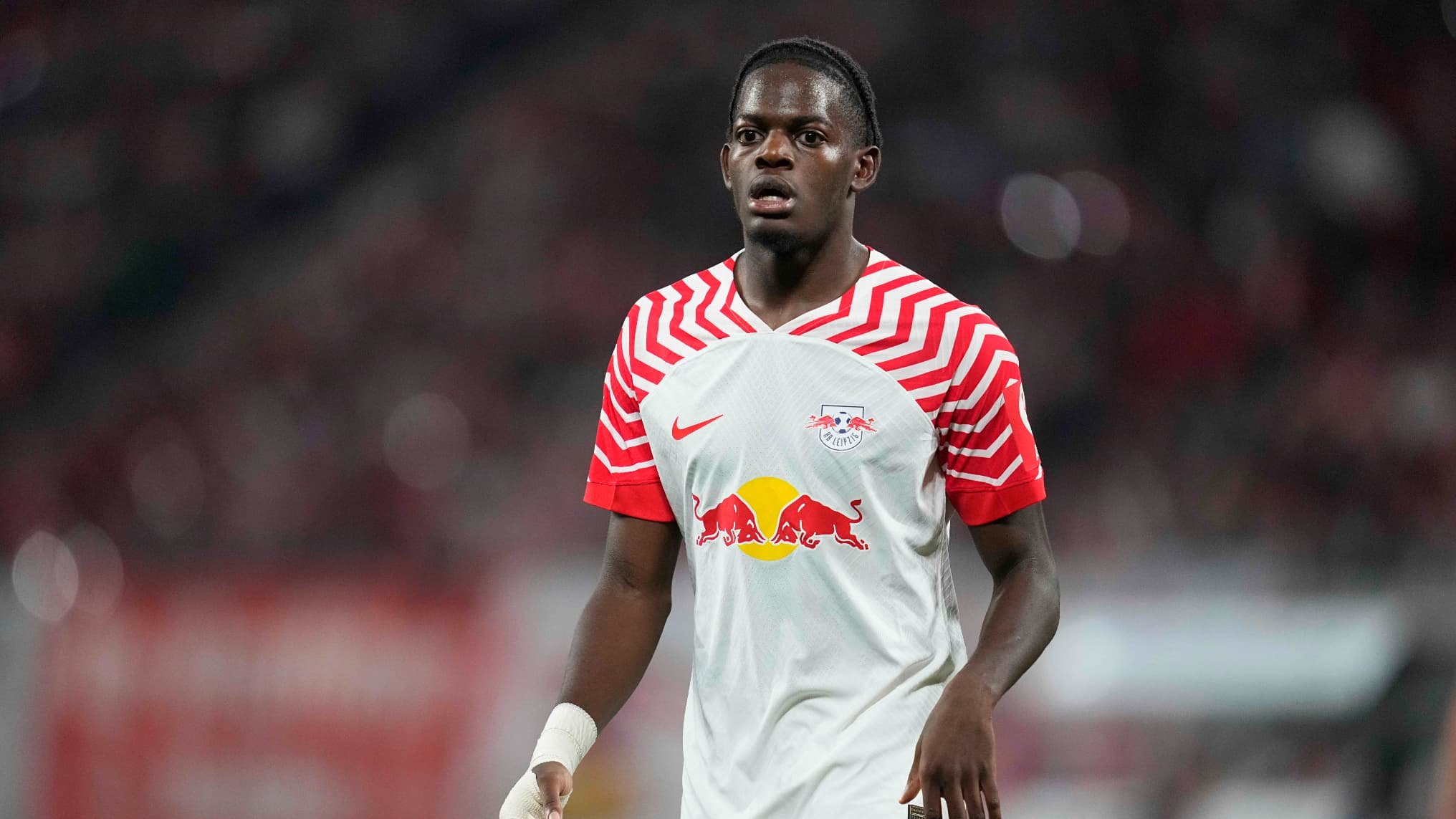 Manchester United Join Chelsea In The Race For RB Leipzig Centre Back