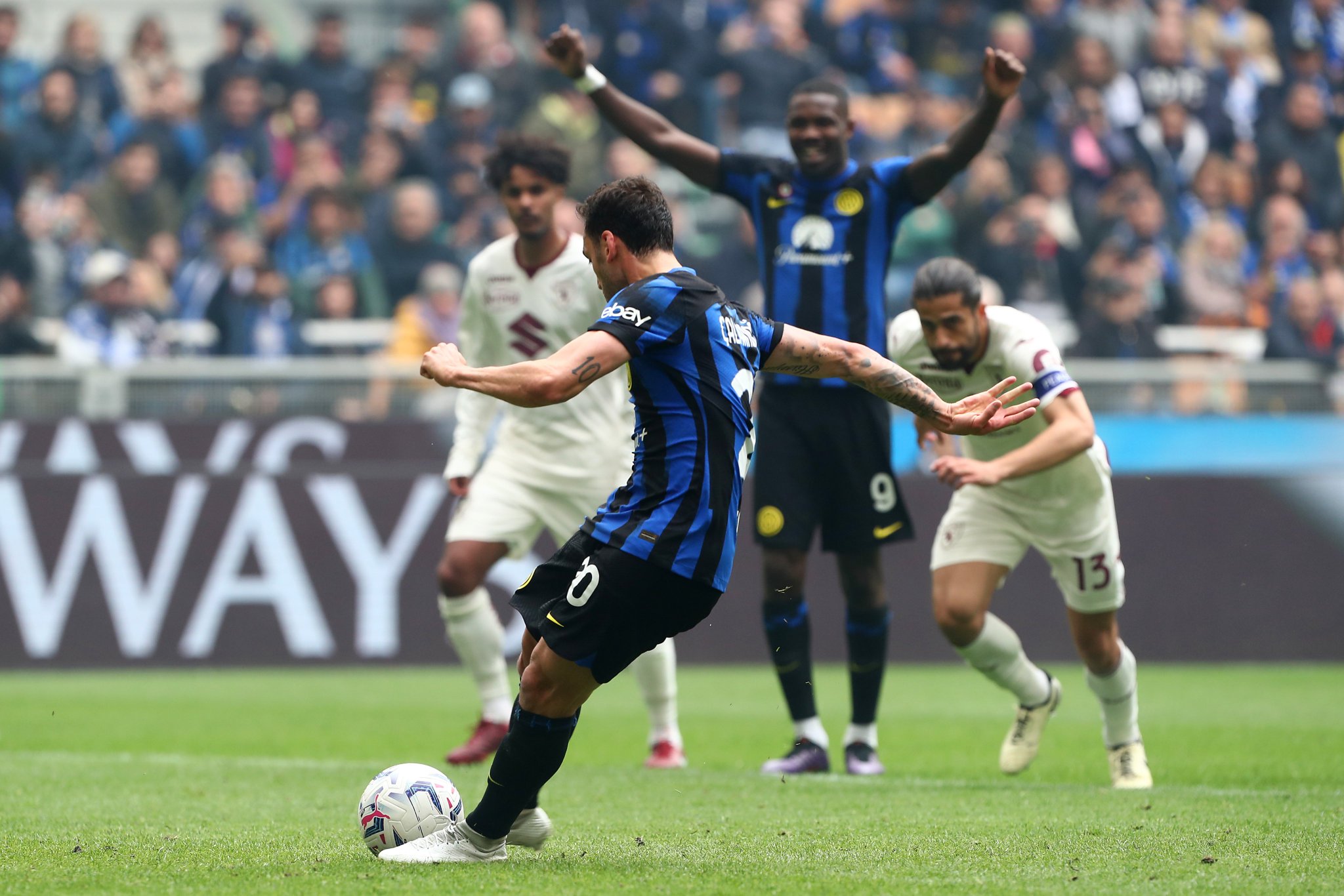 Inter Milan Dominate Torino In Serie A To Spark Title Celebrations