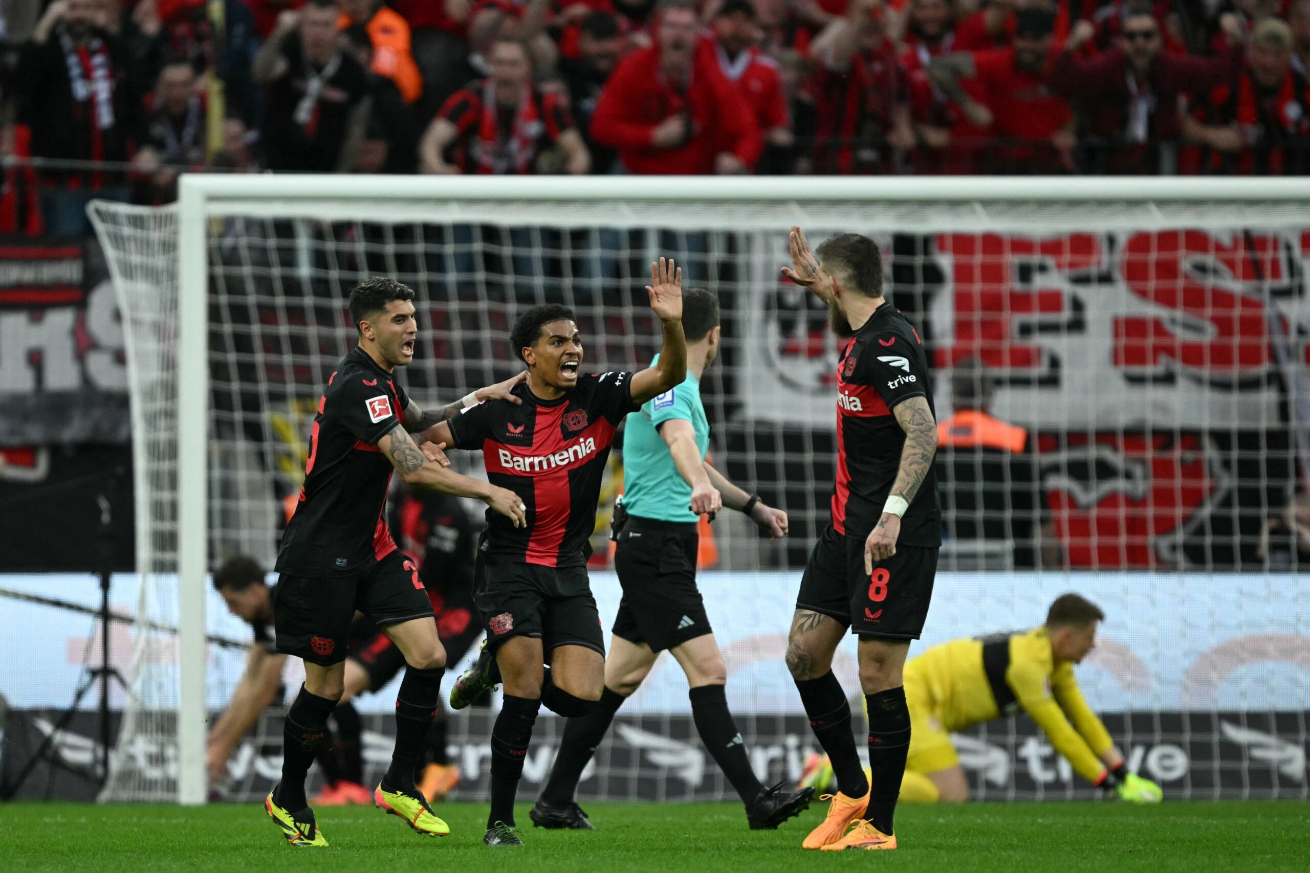 Leverkusen's Unbeaten Streak Continues With Last-gasp Equalizer Against Stuttgart