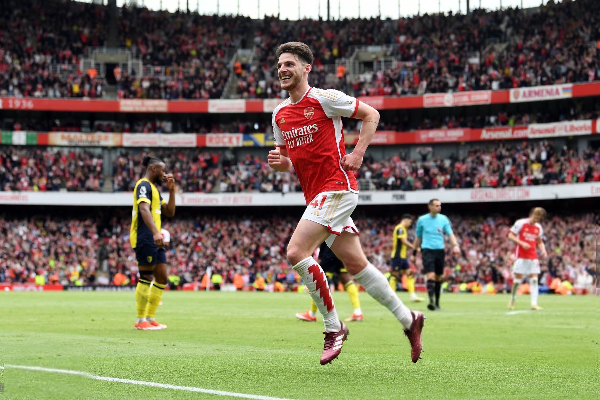 Arsenal Cruised Past Bournemouth To Go Four Points Clear