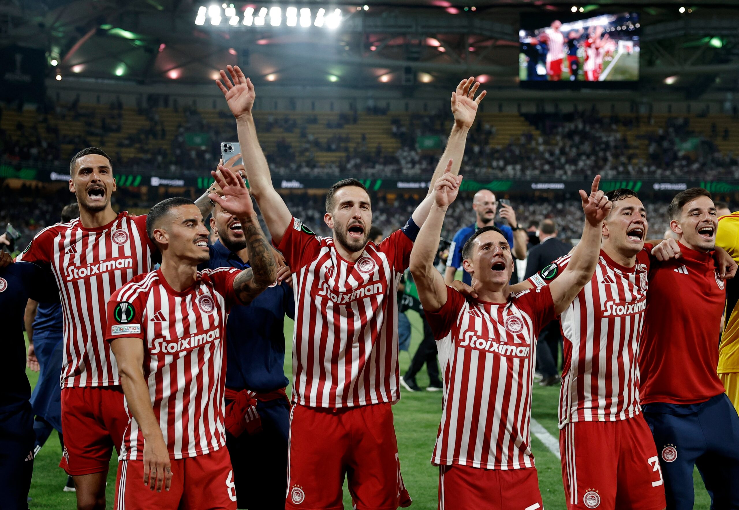 Olympiacos Makes History With Triumph Over Fiorentina In UEFA Europa Conference League Final