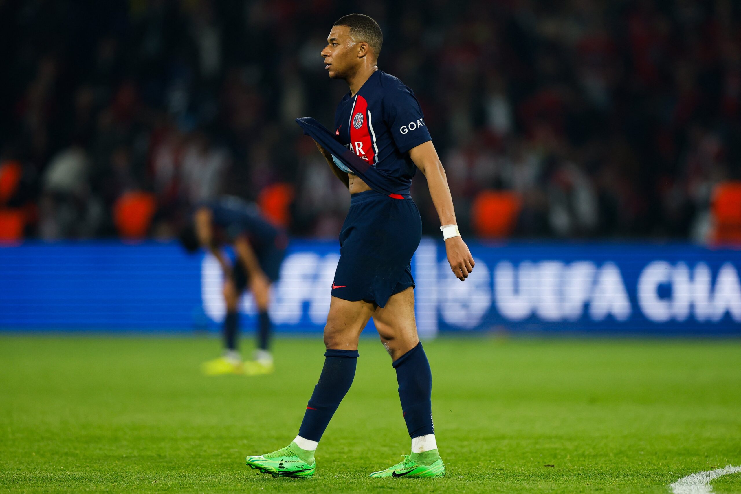 Kylian Mbappé's Lawyers Sent Final Notice To PSG Over Unpaid Wages.