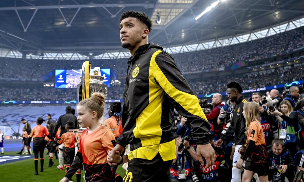 Manchester United Sets Asking Price For Jadon Sancho