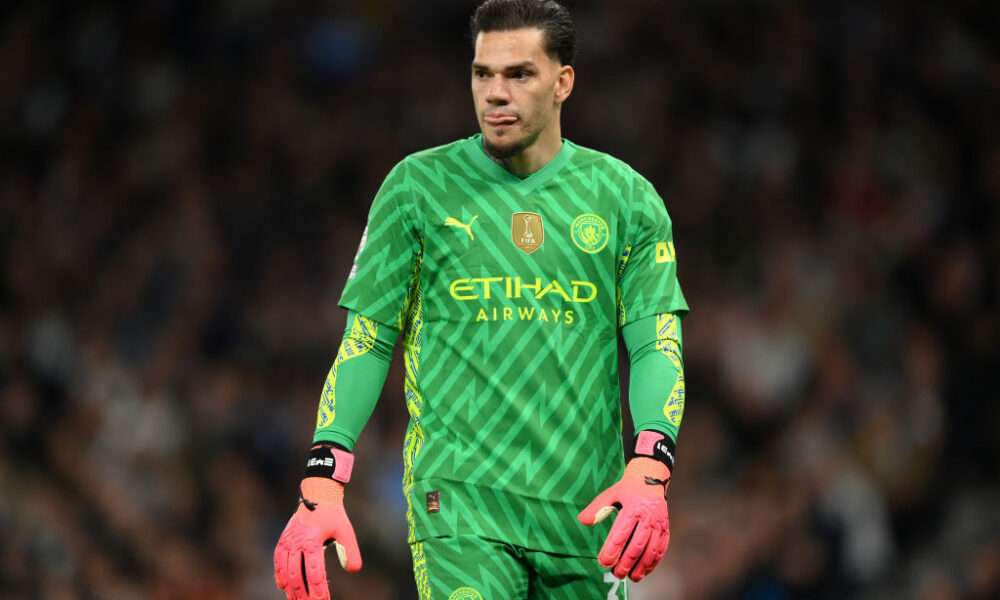 Manchester City Sets Asking Price For Ederson's Transfer