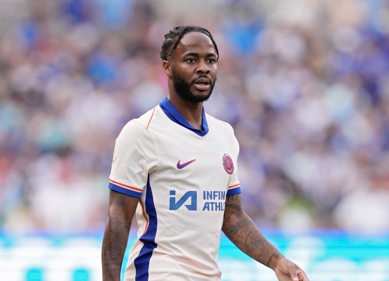 Arsenal In Discussions With Chelsea Over Loan Move For Raheem Sterling