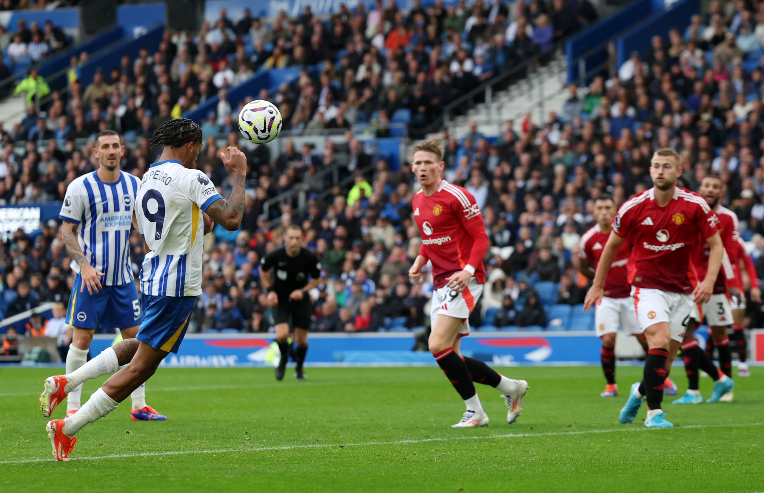 Pedro Strikes Late As Brighton Triumphs Over Manchester United