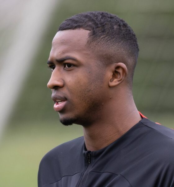 Paris Saint-Germain Agrees To Sign Willian Pacho From Eintracht Frankfurt