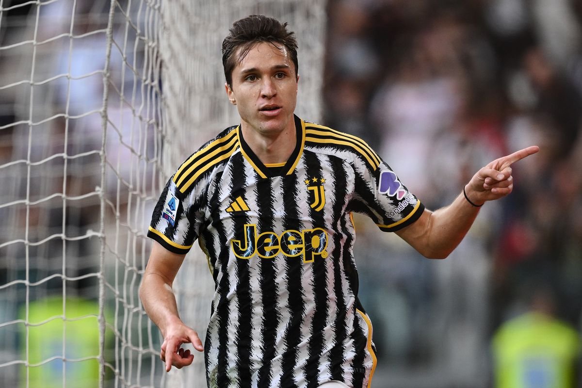 Barcelona Reaches Out To Juventus' Federico Chiesa's Agent