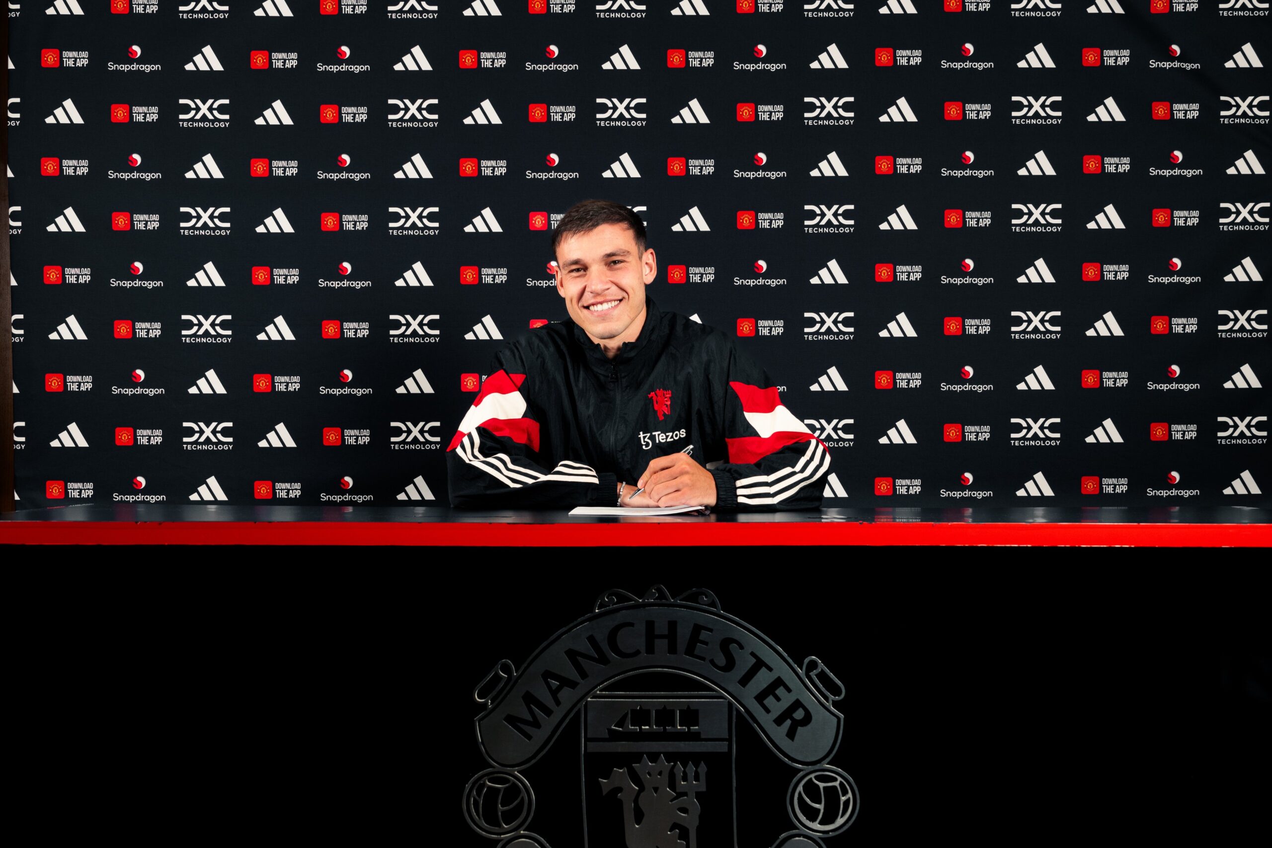 Manchester United Completes Signing Of Manuel Ugarte From PSG