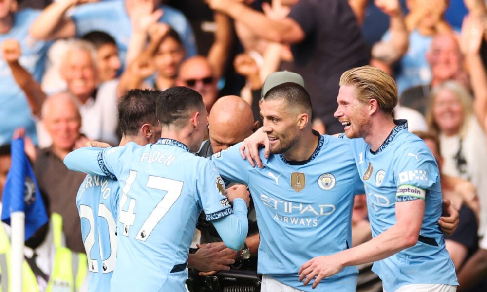 Manchester City Begins Title Defence With Victory Over Chelsea