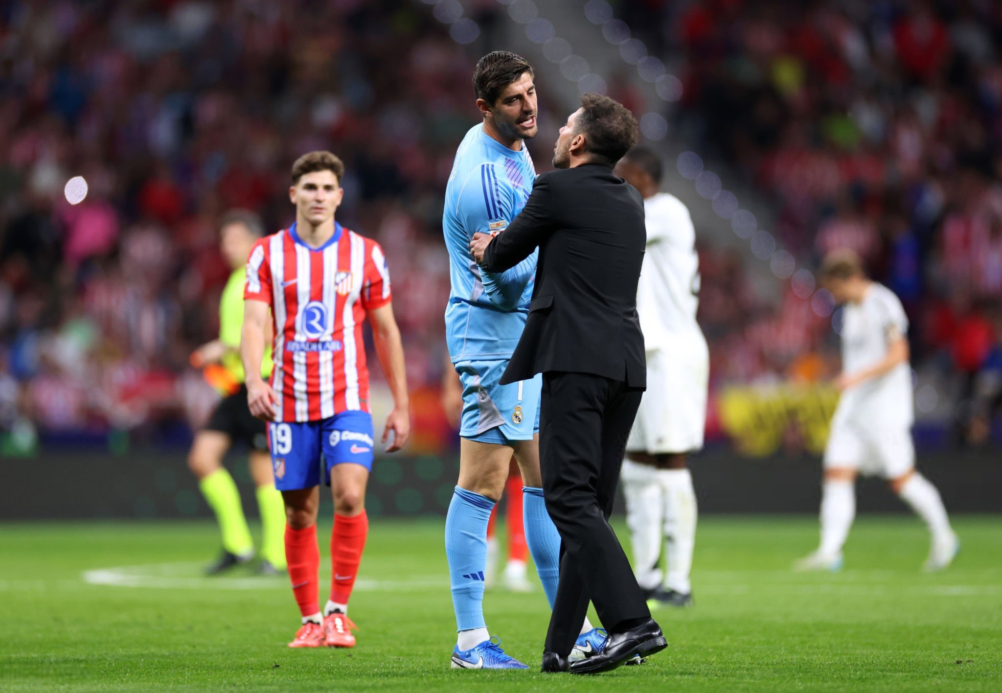 Players Who Provoke Fans Should Be Punished - Says Diego Simeone