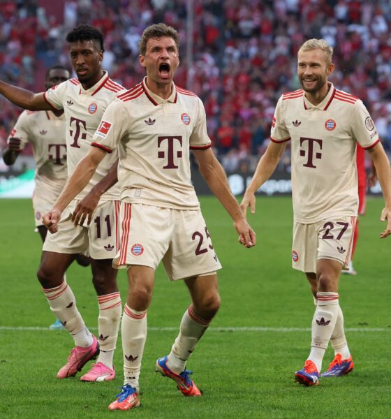 Kompany Praises Bayern's Thomas Muller After Breaking Record Against Freiburg