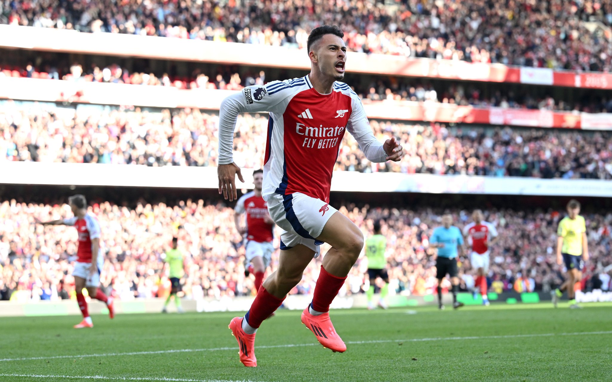 Arsenal Fights Back To Secure Victory Against Southampton