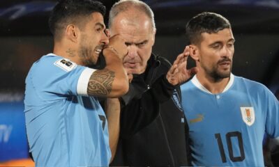 Luis Suarez Slams Marcelo Bielsa's Coaching Style In Uruguay