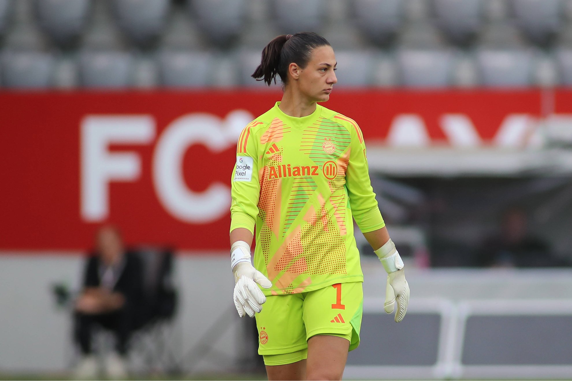 Bayern Munich Women's Goalkeeper Mala Grohs Diagnosed With Cancer