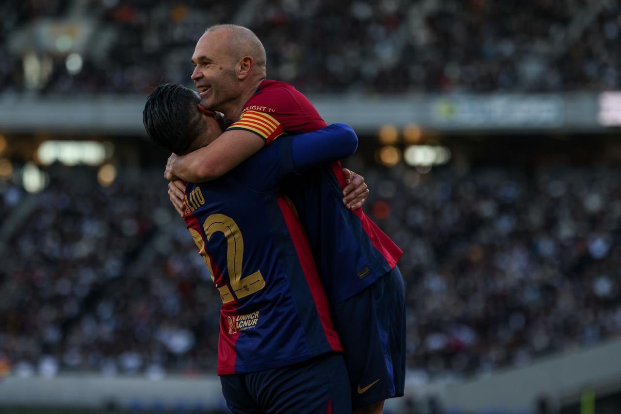 Barcelona Legend Iniesta Bids Farewell In Tokyo Exhibition Match