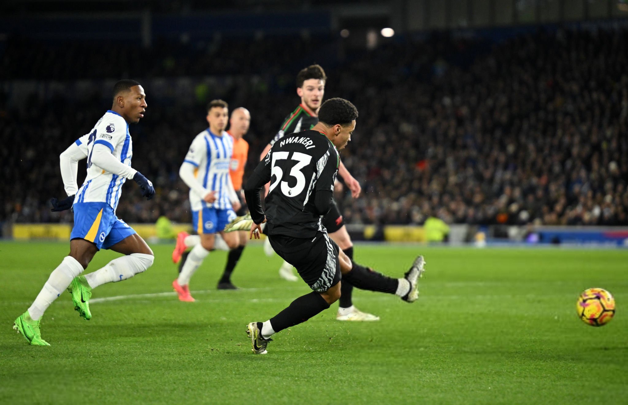 Brighton Blow Arsenal's Title Hopes with Costly Draw