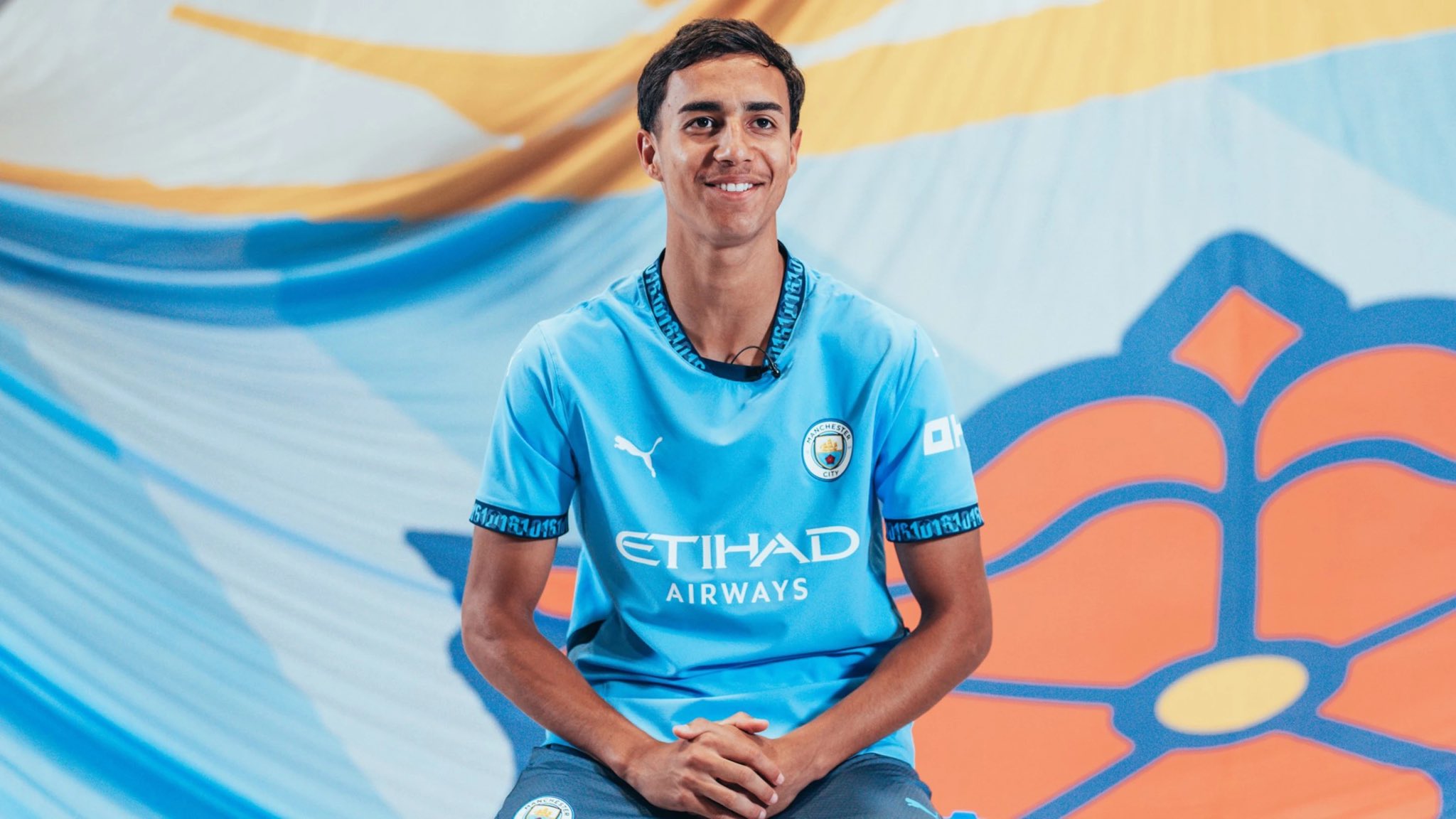 Manchester City Announces The Signing Of Vitor Reis From Palmeiras