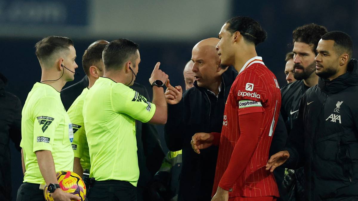 Liverpool Manager Arne Slot Receives Touchline Ban And Fine After Everton Red Card