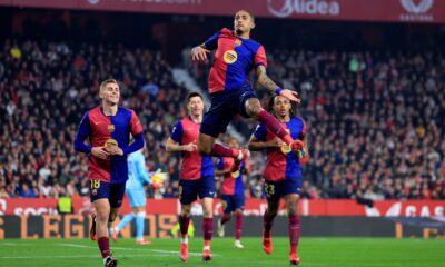 Barcelona Thrashes Sevilla To Keep Laliga Title Hopes Alive