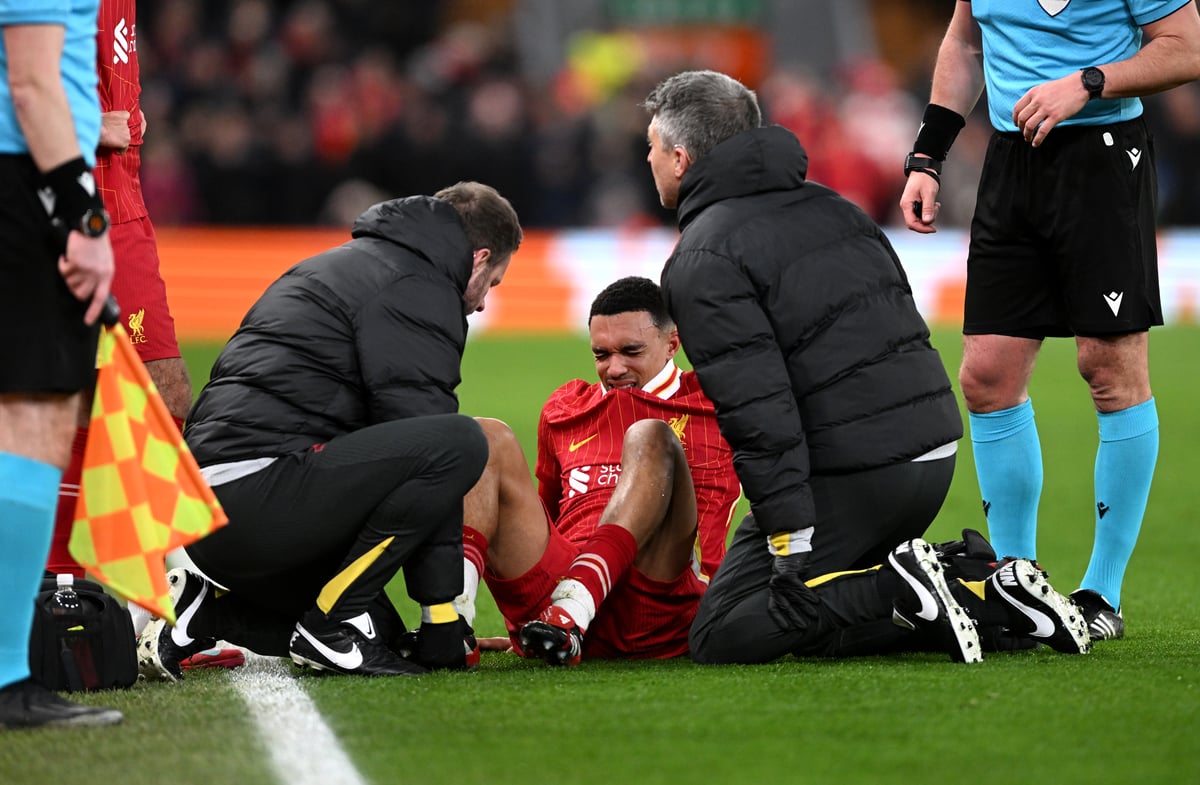 Trent Alexander-Arnold’s EFL Cup Final Hopes In Doubt After Injury Against PSG