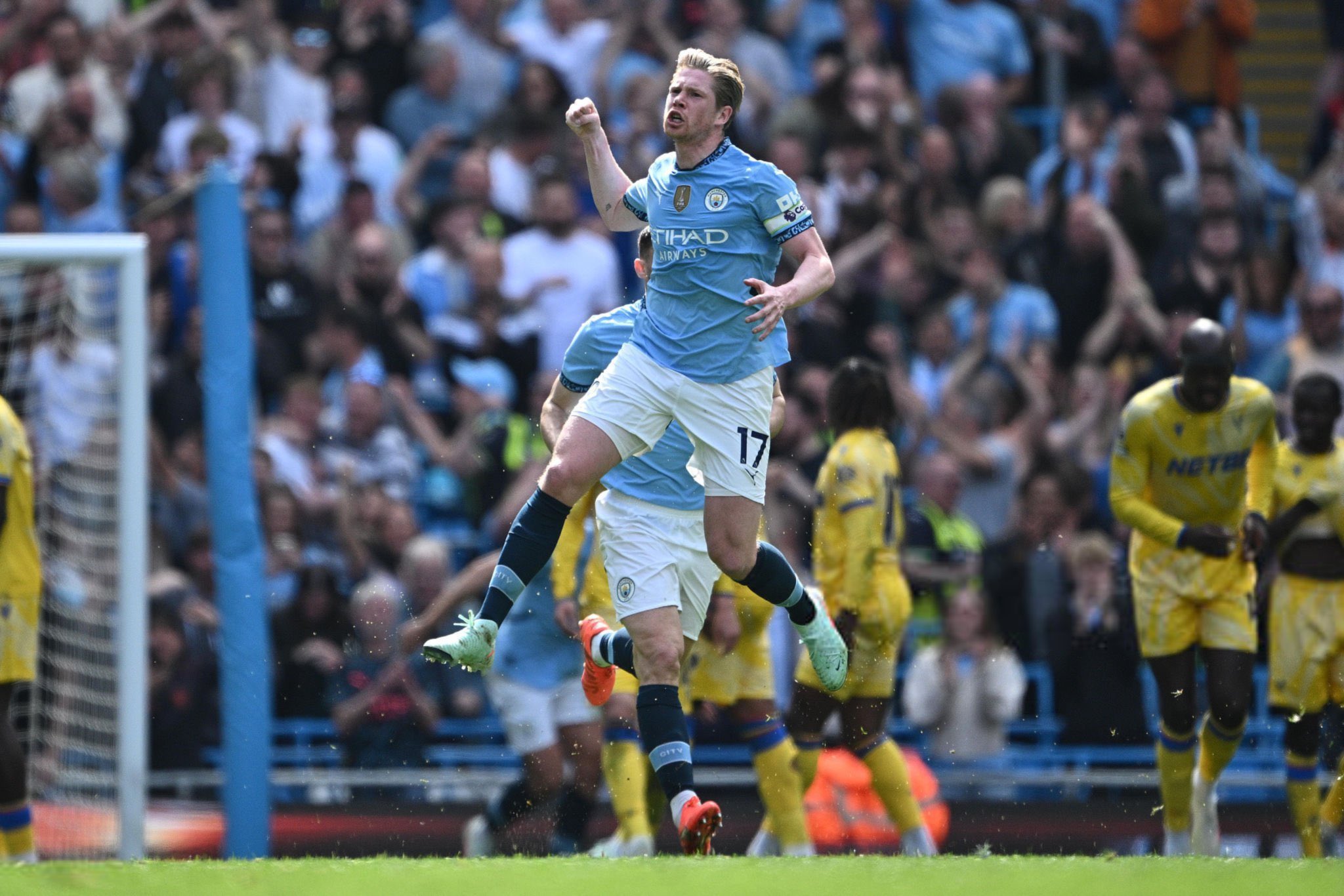 Premier League Talking Points: De Bruyne Shines As Chelsea Crumbles