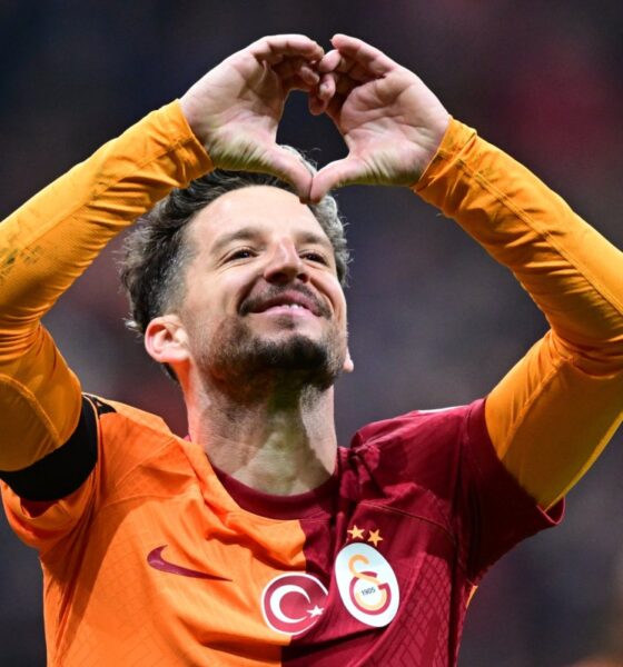 Napoli Icon Dries Mertens Announces Retirement from Professional Football