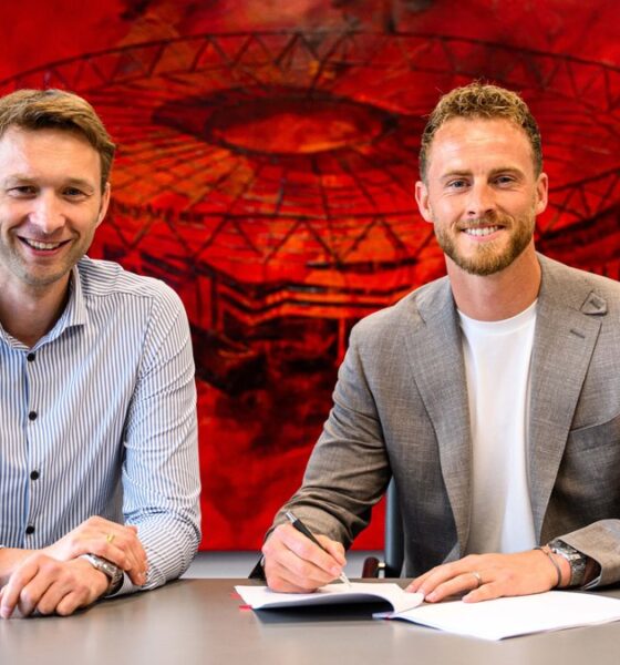 Mark Flekken Joins Bayer Leverkusen From Premier League Side Brentford