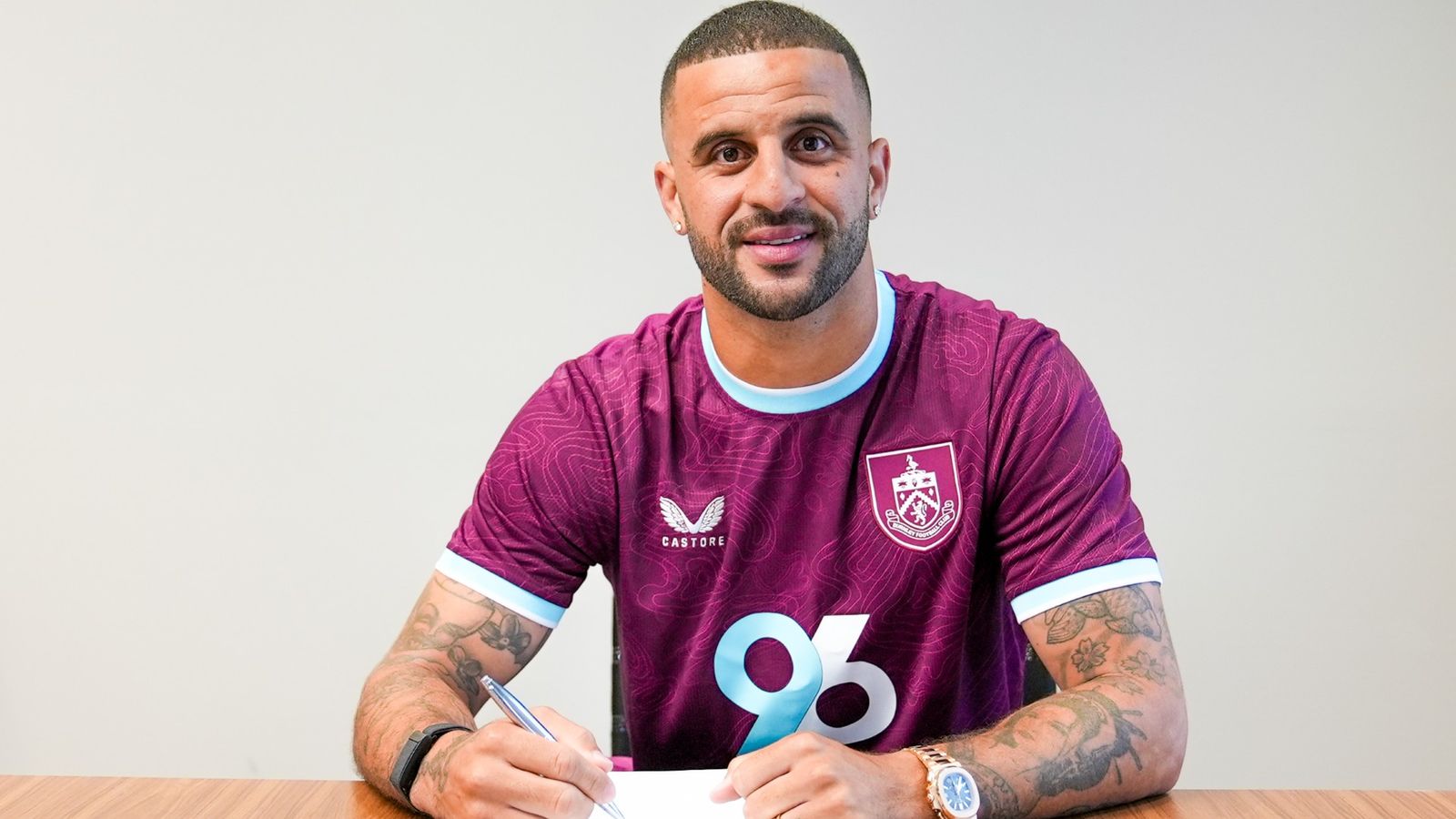 Kyle Walker Joins Burnley From Manchester City In Shock Transfer Move