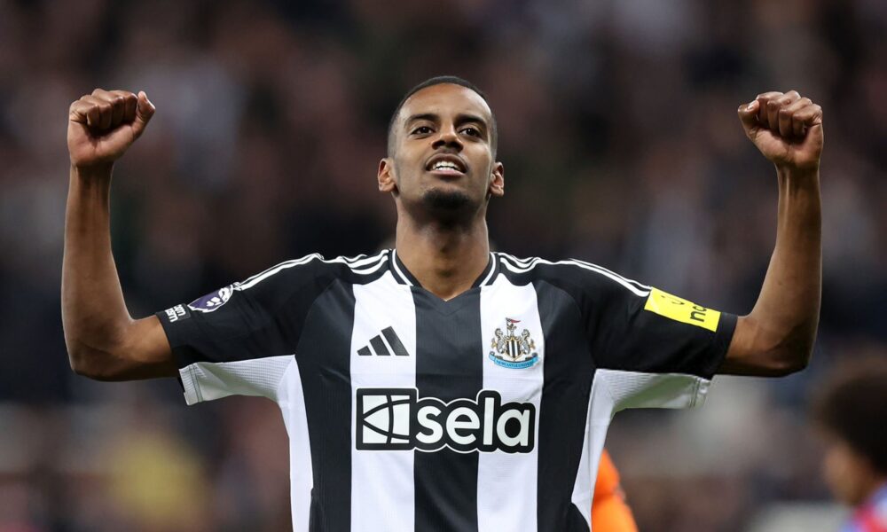 Newcastle Alexander Isak Drops Transfer Bombshell Amid Liverpool Links