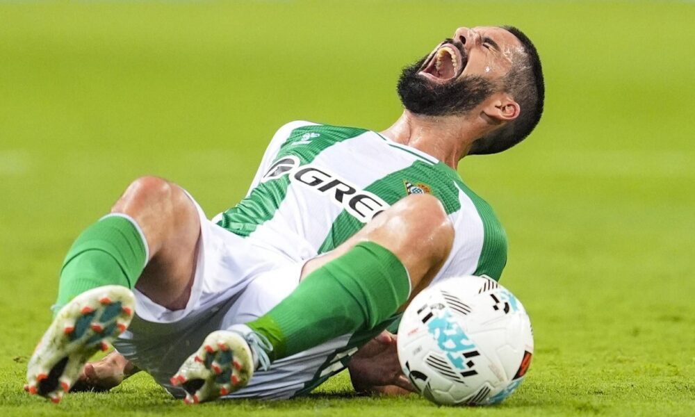 Real Betis’ Isco Suffers Fractured Tibia As Club Targets Real Madrid Star As Replacement
