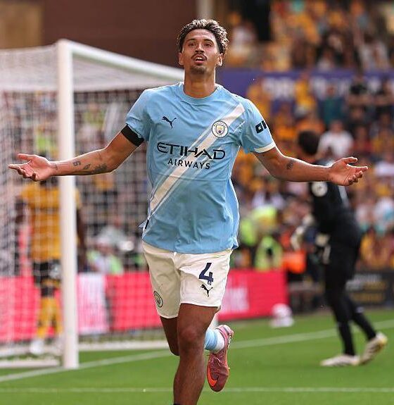 Premier League Talking Points: Big Three Begin With Wins In Wide-Open Title Race