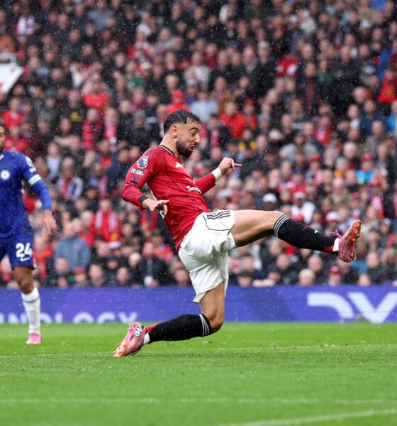 Fernandes Hits 100th Goal As Manchester United Overcomes Chelsea At Old Trafford