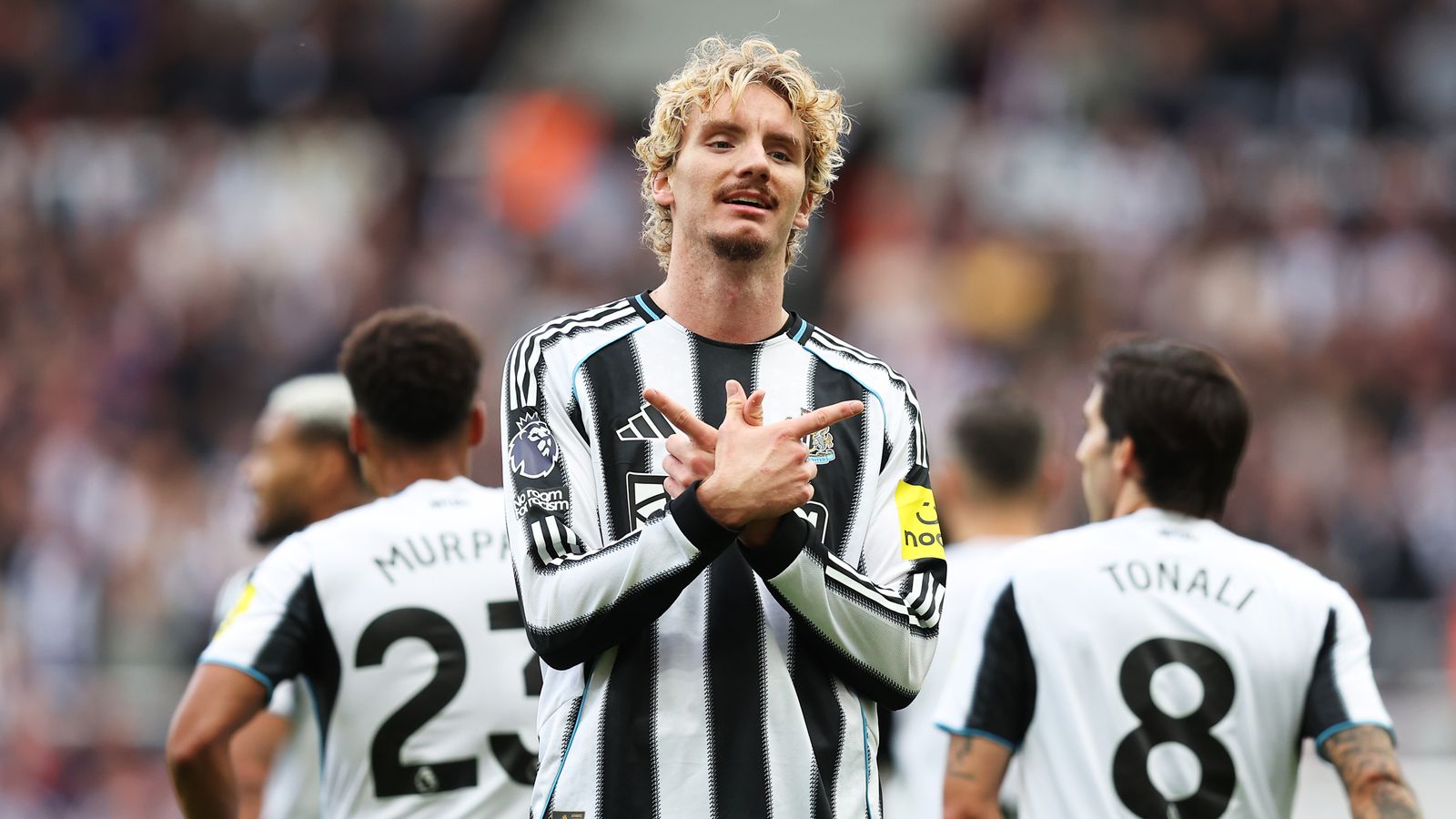 Howe Praises Woltemade After Scoring On Dream Newcastle Debut Against Wolves