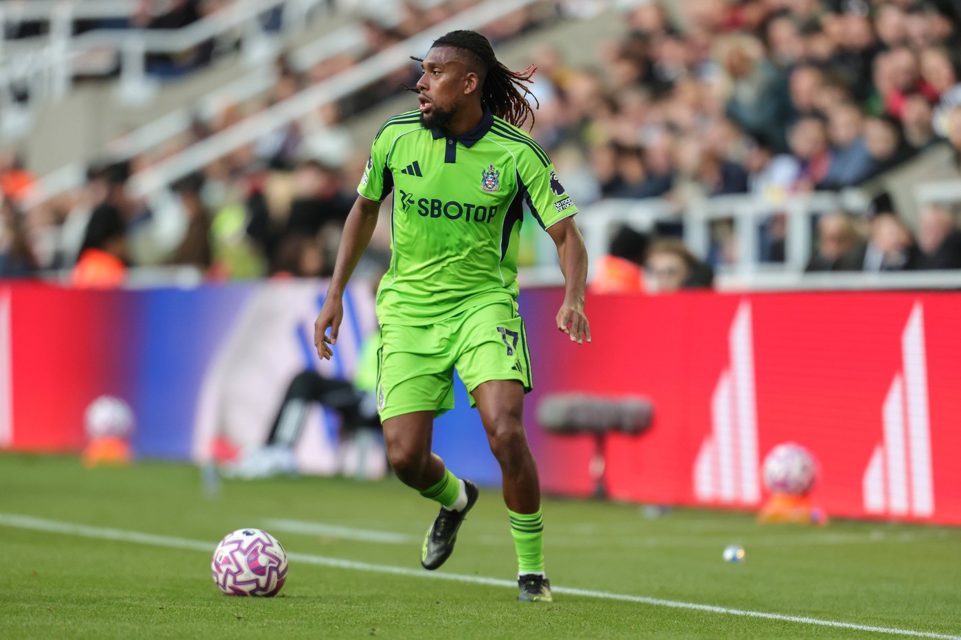 Alex Iwobi Breaks Premier League Record Against Newcastle