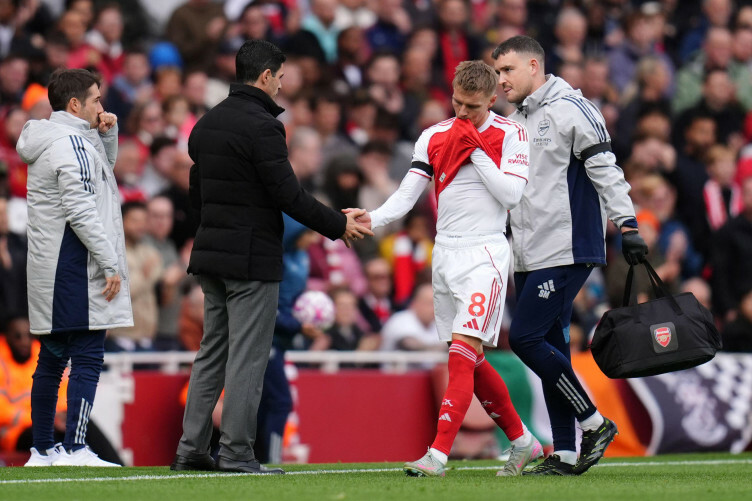 Arteta Provides Worrying Update As Odegaard Suffers New Injury