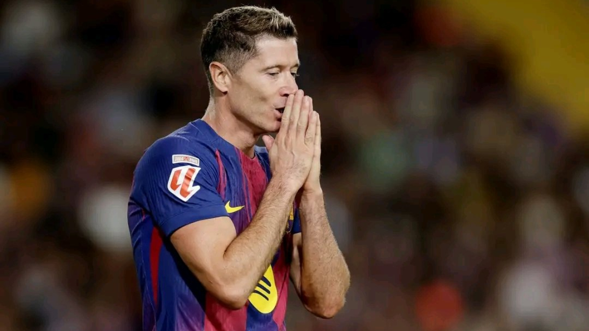 Barcelona Confirms Robert Lewandowski Has Suffered A Torn Thigh Muscle