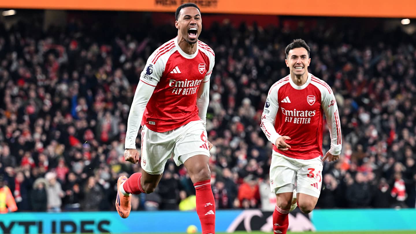 Premier League Roundup: Arsenal Cruises Past Villa As Chelsea Stumbles Against Bournemouth