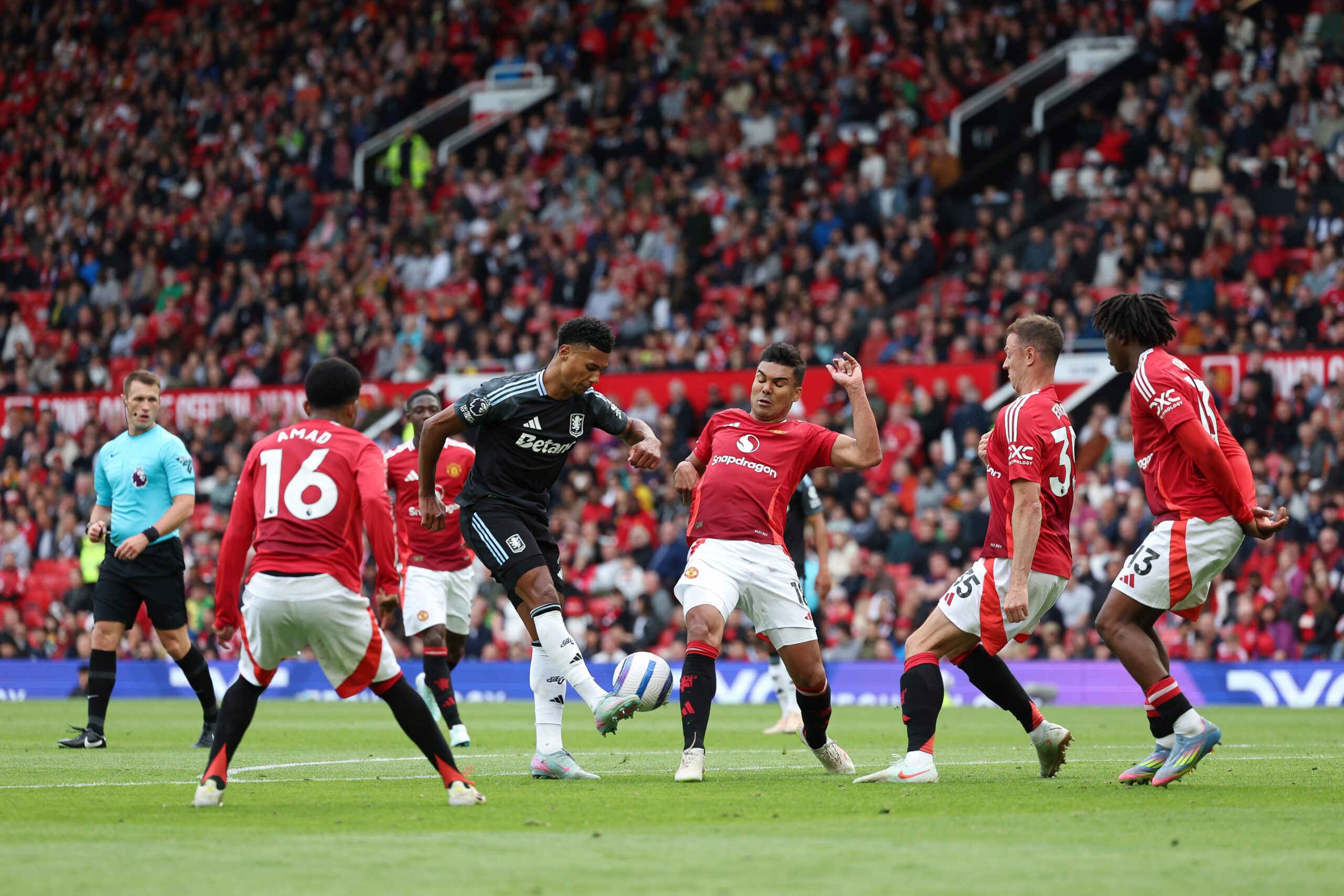 Manchester United Transfer Targets Revealed As Amorim Plans January Rebuild