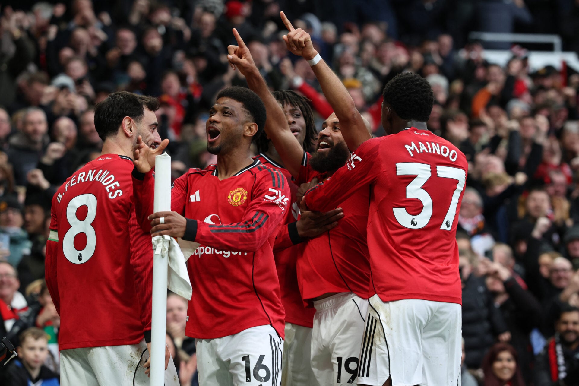 Premier League Roundup: Manchester United Beat City In Derby Shock As Liverpool Drop Crucial Points At Anfield