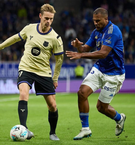 Frenkie de Jong of Barcelona against Real Oviedo in the Copa del Rey