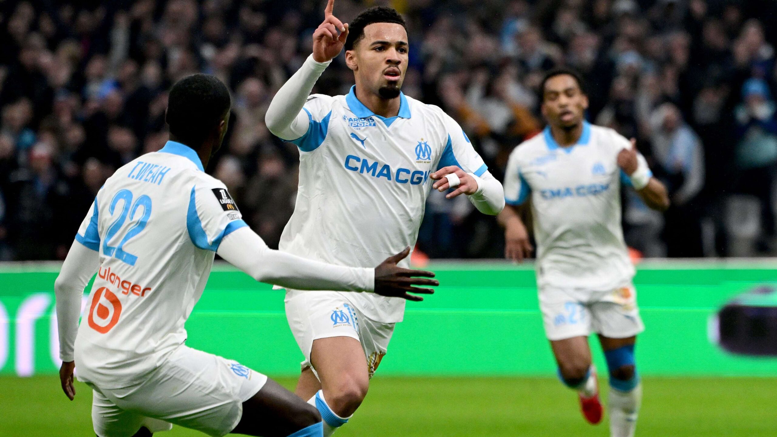 Ligue 1 Roundup: PSG Snatches Late Win At Auxerre While Marseille Ends Lens’ Streak With Nwaneri’s Debut Goal