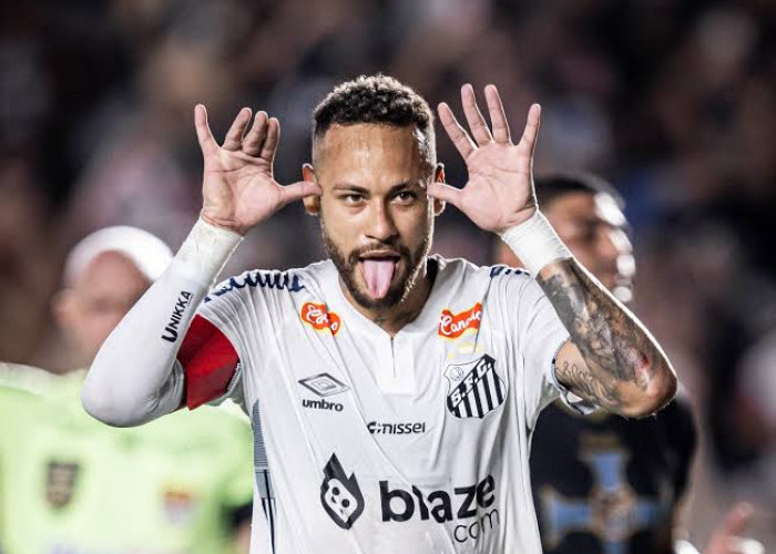 Neymar Extends Santos Contract As He Targets Brazil World Cup Return