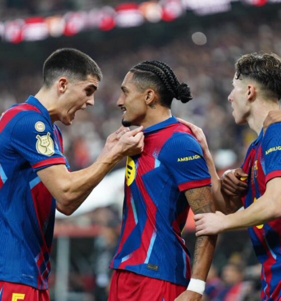 Raphinha of Barcelona against Real Madrid in La Liga