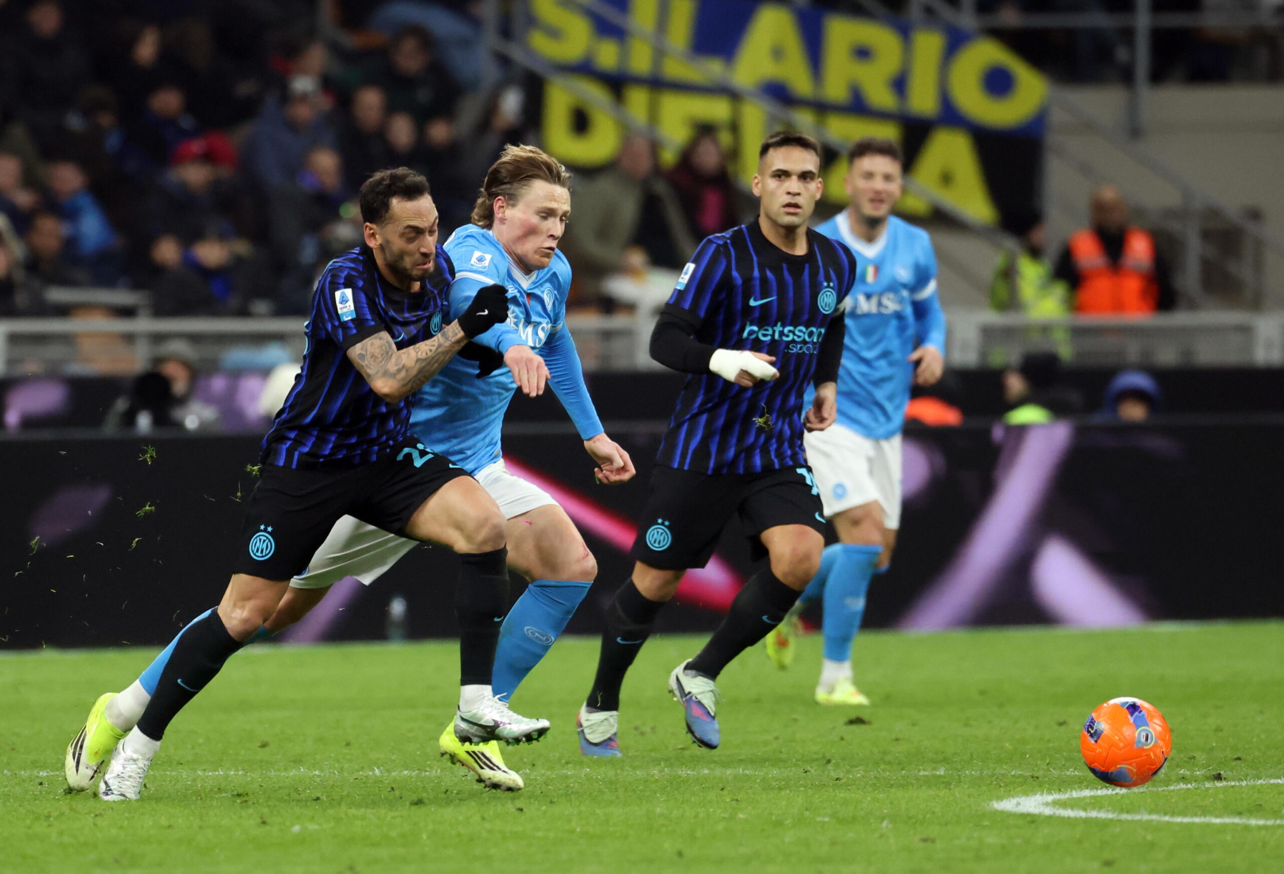 Serie A Roundup: McTominay Double Powers Napoli Comeback against Inter as Relegation Battle Heats Up