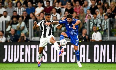 Bremer of Juventus in action against Patrick Cutrone of Como in Serie A